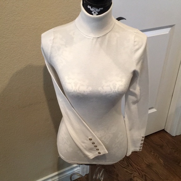 Turtle neck sweater - Picture 1 of 6